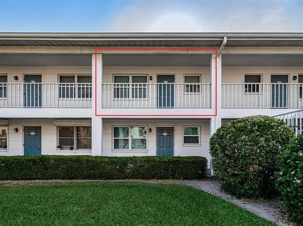3160 36th St N APT 210, Saint Petersburg, FL 33713