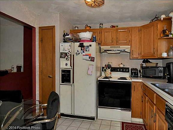 5th image of 16 Bennett St