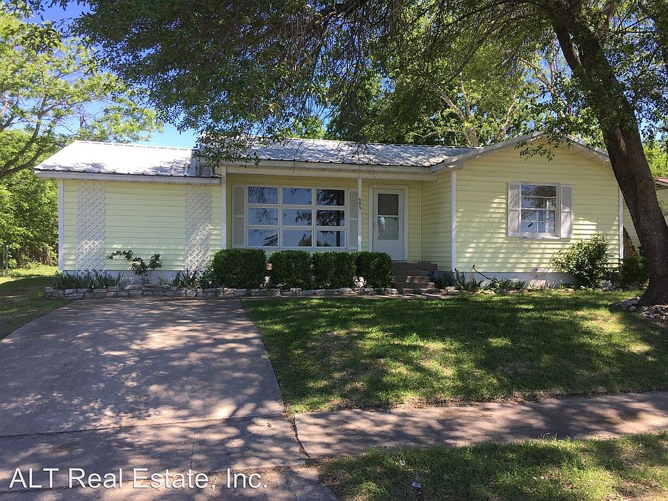 1st image of 605 Morris Dr