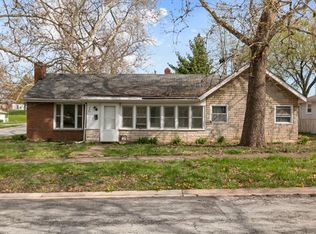 235 Hereford Dr, Steger, IL