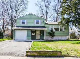 19 Karen Pl, Edison, NJ 08817