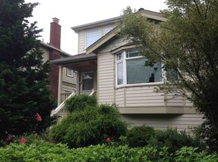 6230 33rd Ave NE, Seattle, WA 98115