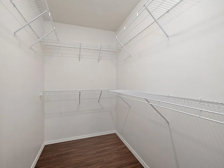331A W Summit St — Photo 6