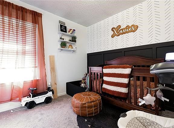 5th image of 5013 N Elmwood Ave