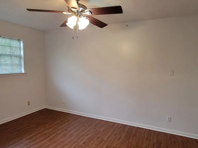 644 Kings Towne Pl — Photo 20