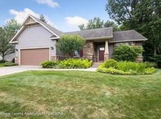 15539 Club Course Dr, Bath, MI 48808