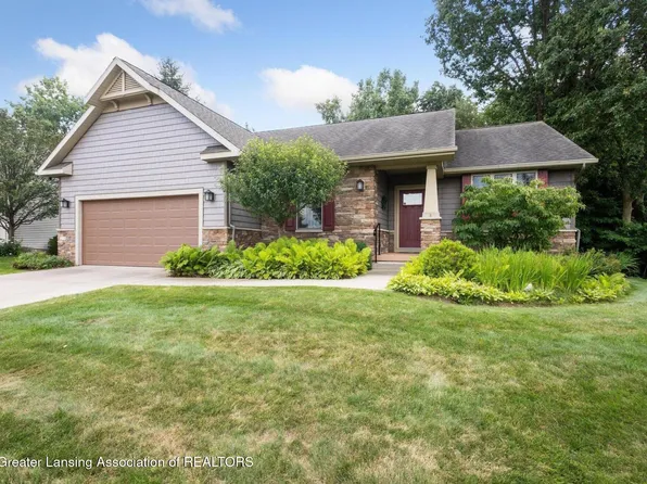 15539 Club Course Dr, Bath, MI 48808