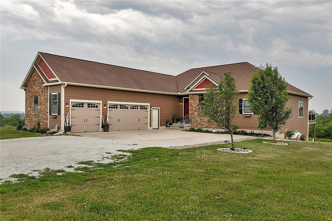 8676 45th Ln, Prole, IA 50229 MLS 676364 Zillow