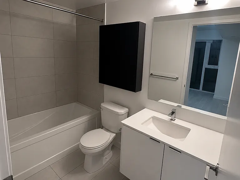 8 Tippett Rd #1207 — Photo 4