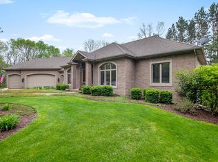 4955 Hillside Farms Estates Dr NE, Grand Rapids, MI 49525