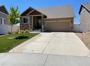 268 Pinebrook Ct, Windsor, CO 80550
