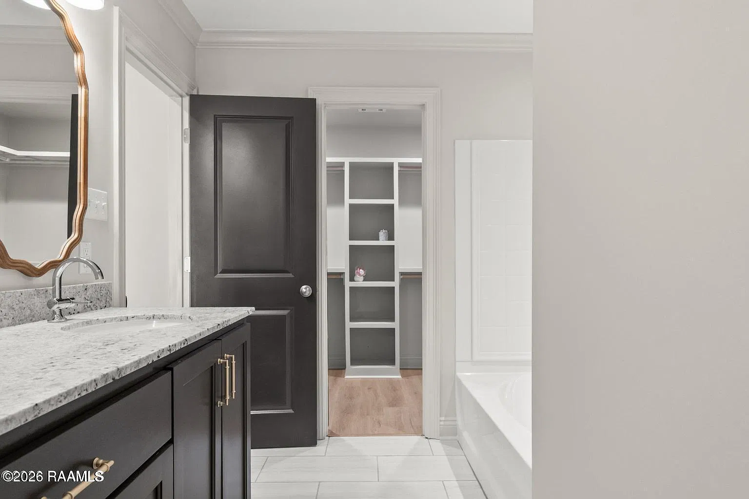 4 bed, 1736 sqft, $2,300 — Photo 3