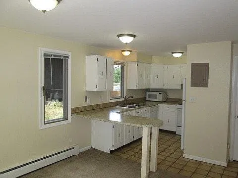 503 Harvard Ln — Photo 1