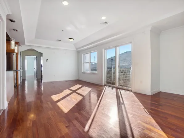 15-17 Gotthardt St APT 1G, Newark, NJ 07105