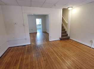 22 S Locust St, Hagerstown, MD