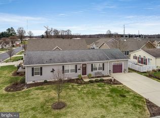 11 Wallstone Dr, Dover, DE 19901