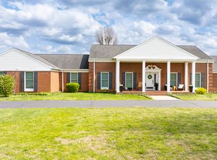 726 N Main St, Monticello, KY 42633