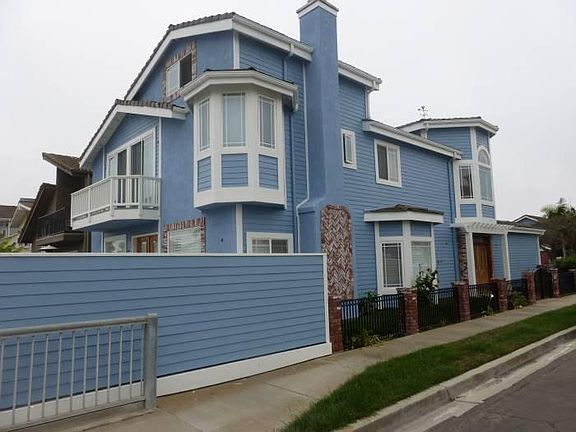 Corner lot w side yard. More spacious