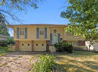 6625 E 134th St, Grandview, MO 64030