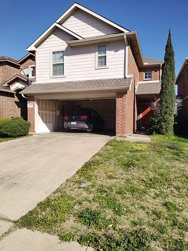 626 Fleming St Photo 1