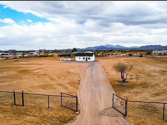 2nd image of 53431 W Hawkins Road