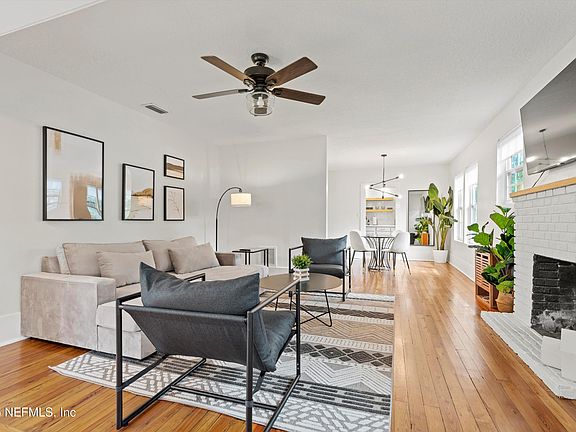 4th image of 3854 JEAN Street