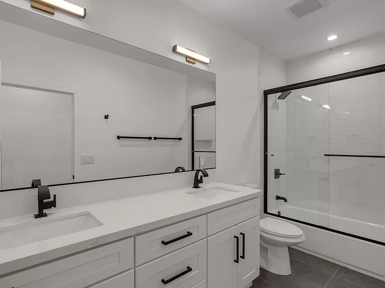 15208 Fernview St #15210 — Photo 15