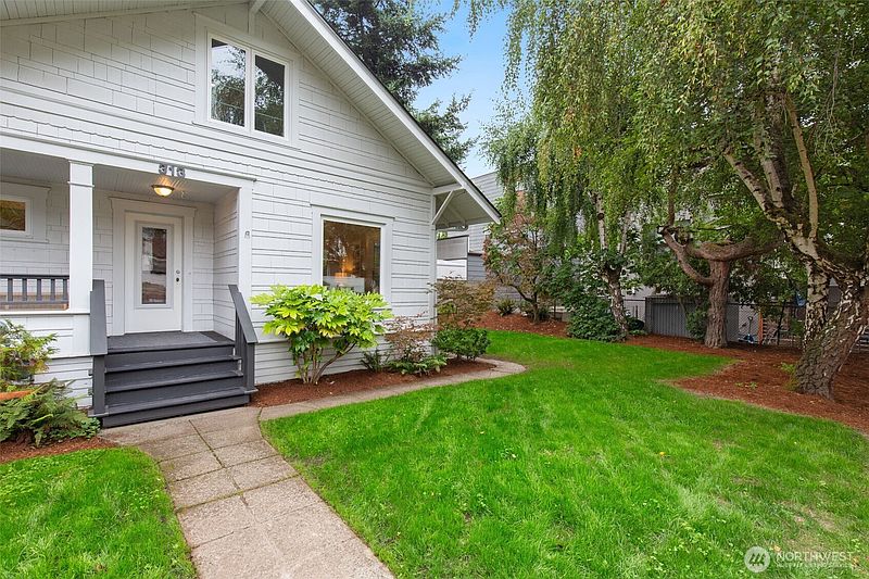 4th image of 313 NE 76th Street