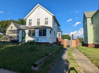 10 Clinton Ave #2, Holyoke, MA 01040