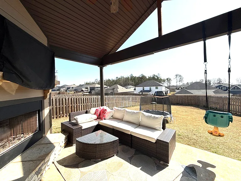 7308 Pine Chase Dr — Photo 47
