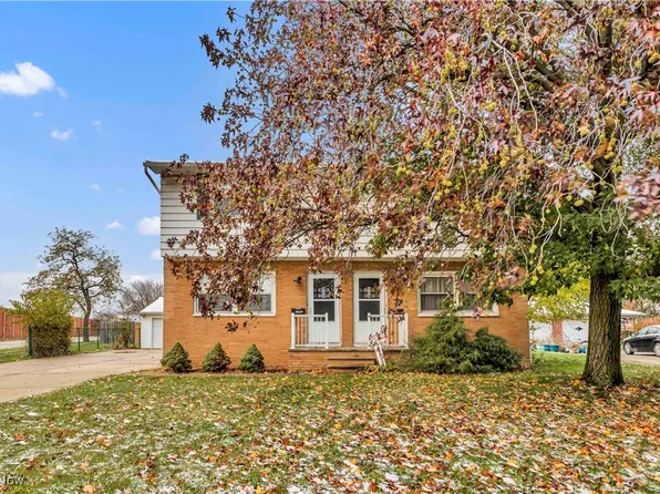950 E 216th St, Euclid, OH 44119