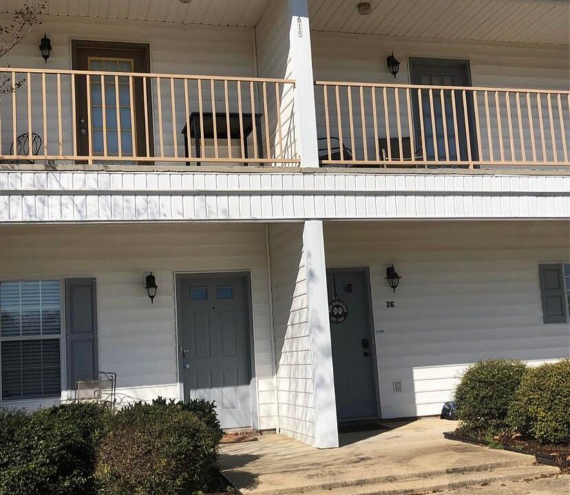 1st image of 615 Mallory Ln APT 2A