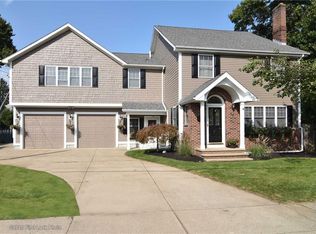 44 Philmont Ave, Cranston, RI 02910