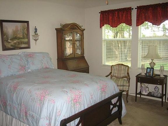 5th image of 2118 Helmoken Falls Dr