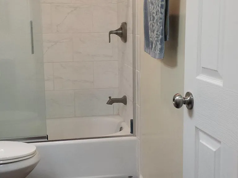 1106 Locust Ave #209 — Photo 9