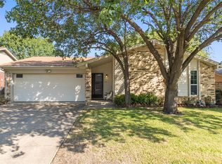5813 Kennedy St, Watauga, TX 76148
