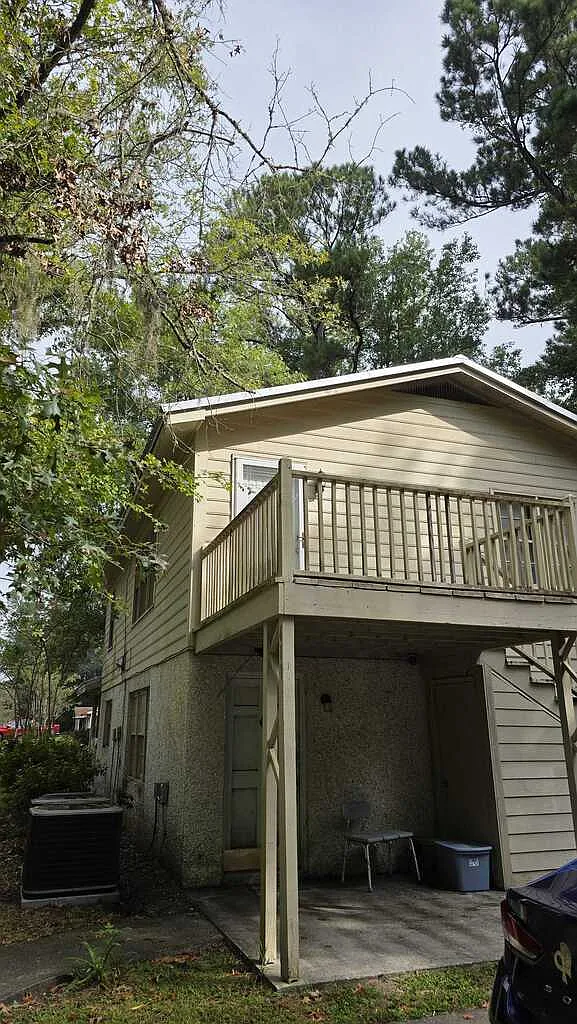 2 bed, 1008 sqft, $1,200 — Photo 1
