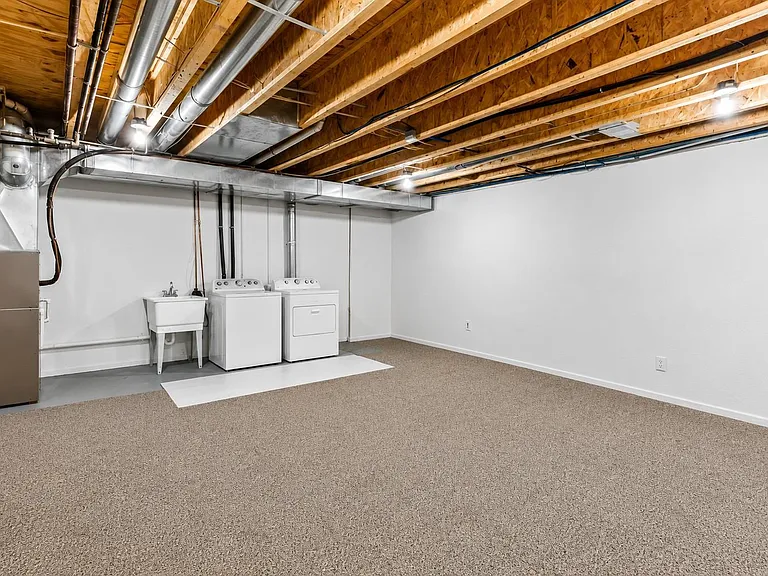 47086 Auburn Ct — Photo 20