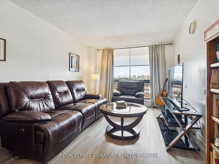4645 Jane St #720 — Photo 5