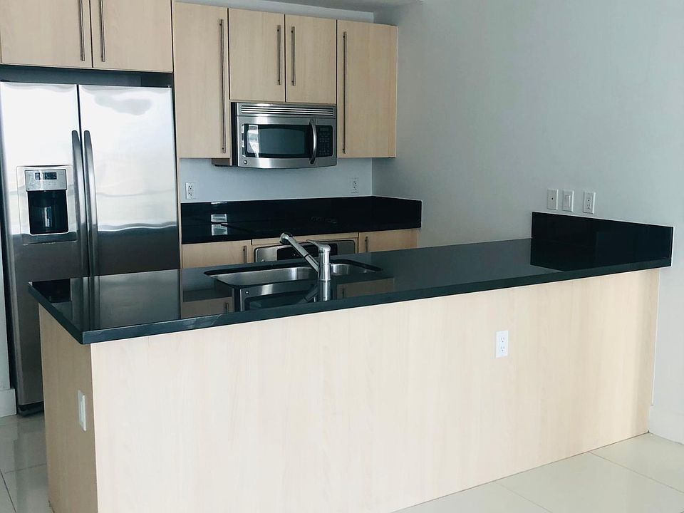1st image of 1111 SW 1st Ave #2417