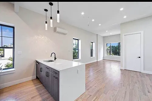 441 Myrtle Ave #2A Photo 1