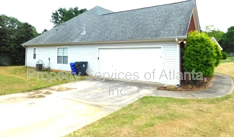 101 Moss Pointe Dr — Photo 31