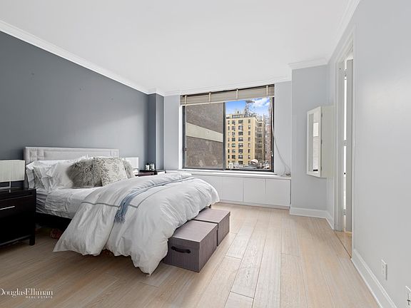 4th image of 418 E 59th St APT 10A