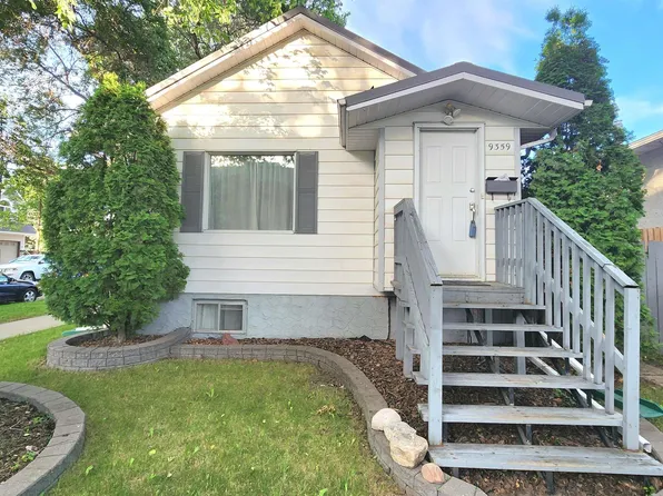 9359 92nd St NW, Edmonton, AB T6C 3R8