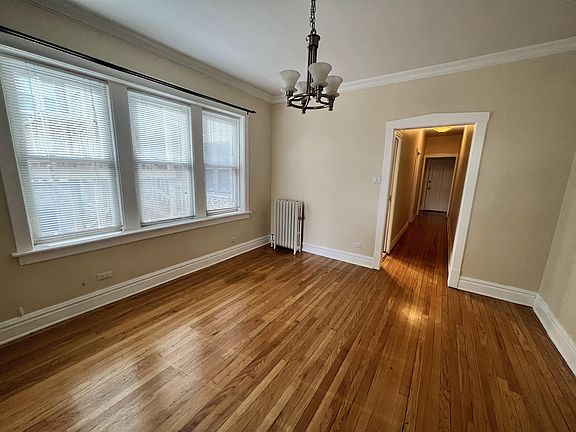 4th image of 4457 N Troy St #1
