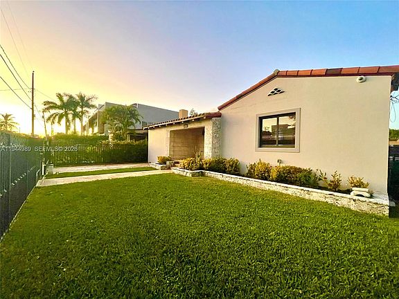 3rd image of 3069 SW 21st St