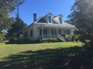 210 S Maple St, Mc Cormick, SC 29835