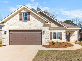 600 Bristleleaf Path, Kathleen, GA 31047