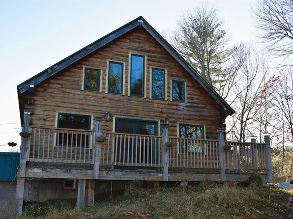 307 Peach Brook Road, Newbury, VT 05051