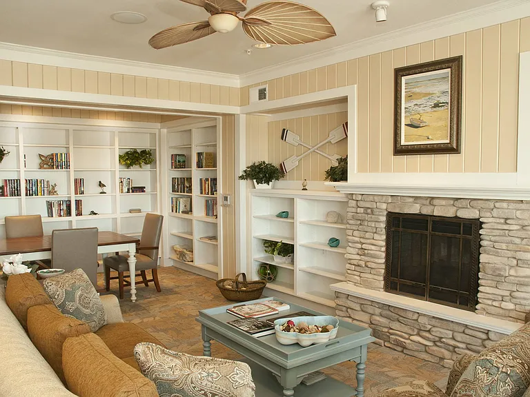 Belle at Bay Colony 55+ Apartments — Photo 9